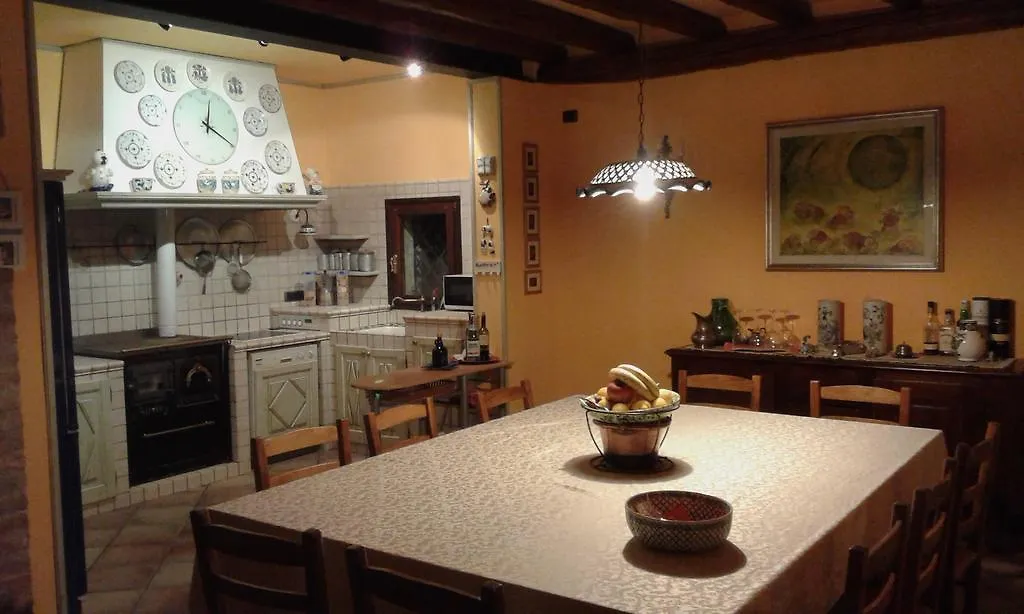 Casa Degli Amici Bed & Breakfast Treviso Italy