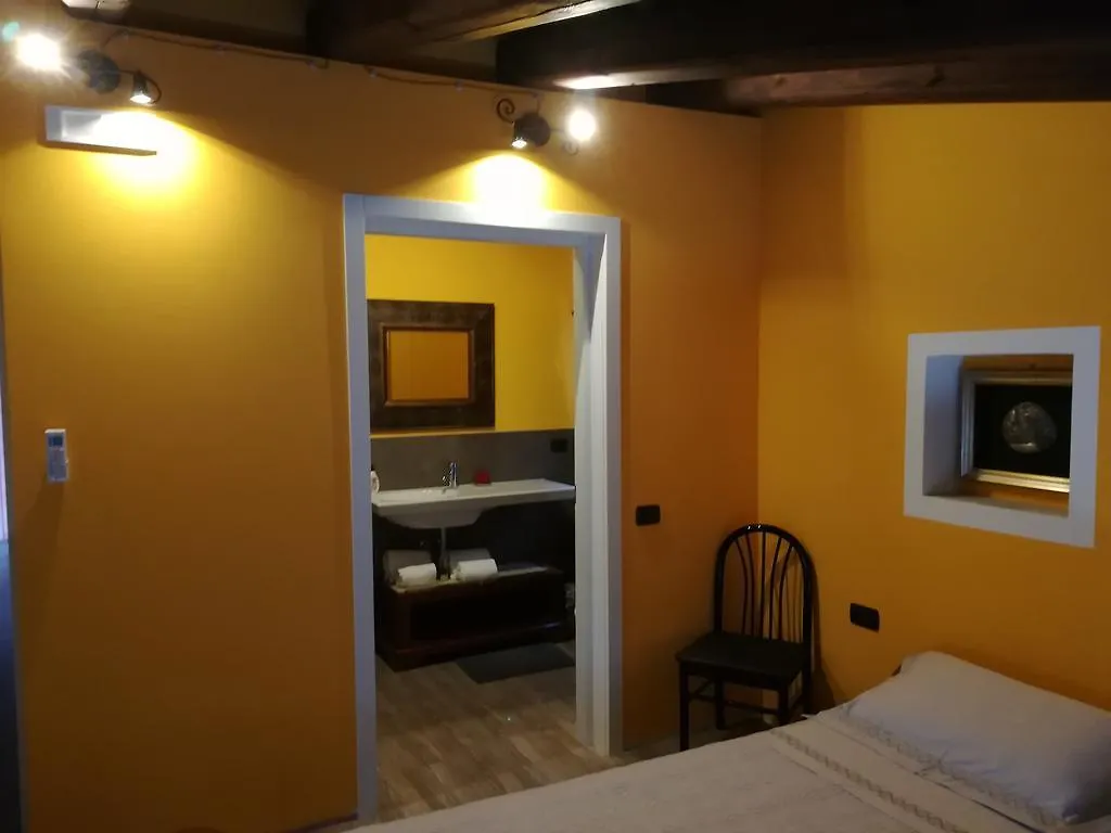 Casa Degli Amici Bed & Breakfast Treviso Italy