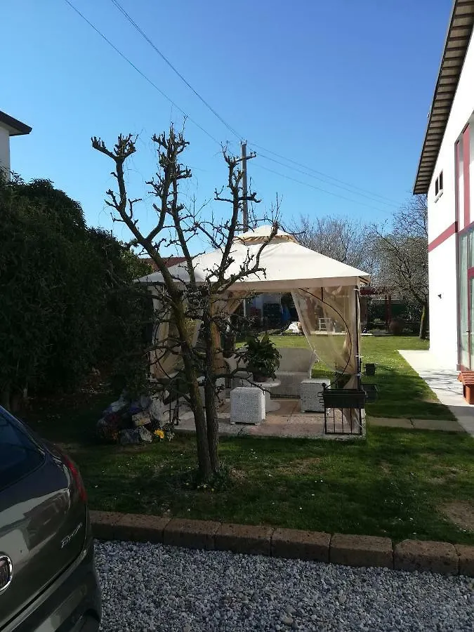 Casa Degli Amici Bed & Breakfast Treviso Italy